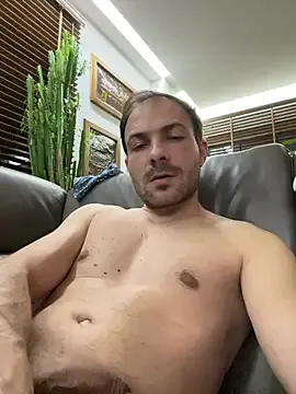 Adventurehotman live now