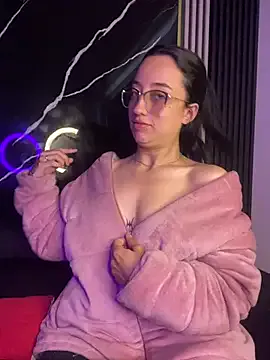 Ady_18 live now