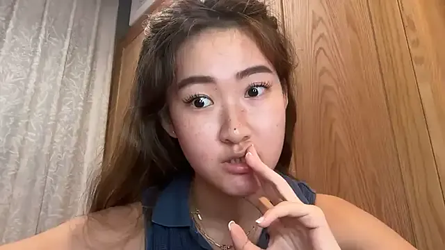 AlishaCheng Image 16