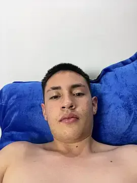 andreslavado live now