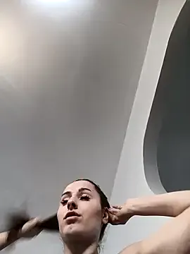 AriaAdda live now