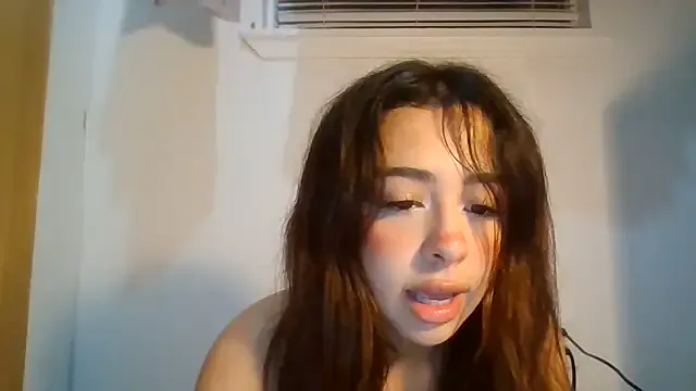arianababygirl Image 2