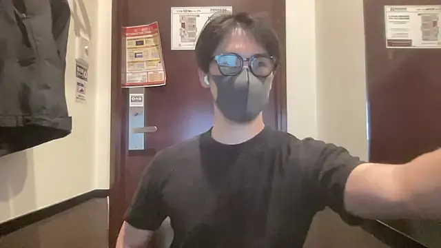 Ash_zzz live now
