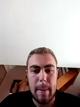 Aymeric35000 live now