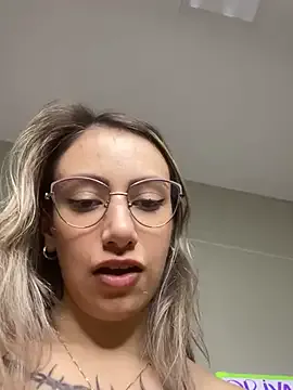 Branquinha_12 live now