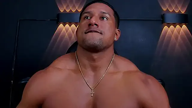 CallumMuscle live now