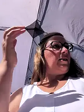 Canadian_BBW Image 4