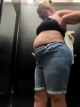 Canadian_BBW Image 6