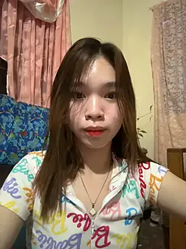 Daddiesgirlrianne69 live now