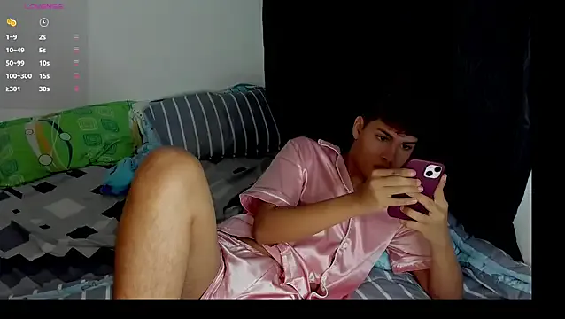 dani_angels__ live now