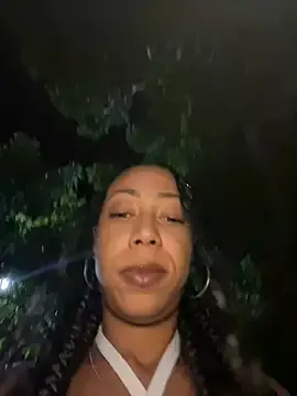 dianagolley420 live now