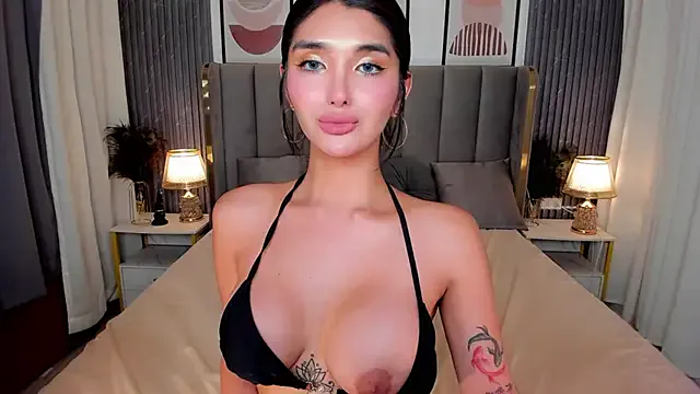 EmeraldGreyson live now