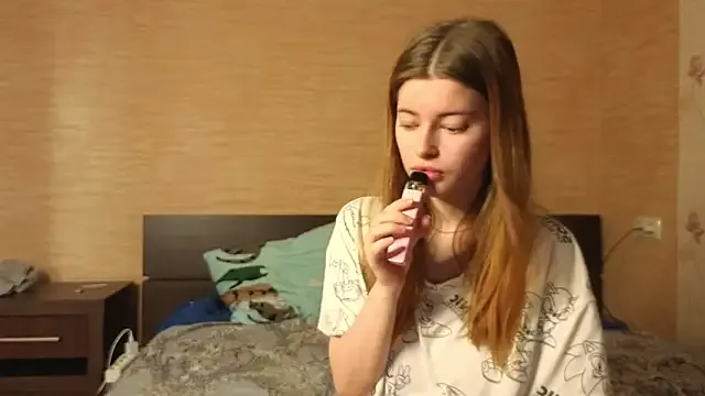 EmiliaCouple Image 18