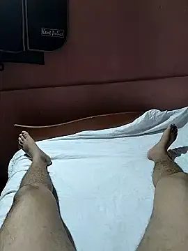 Flirtandfuck0 live now
