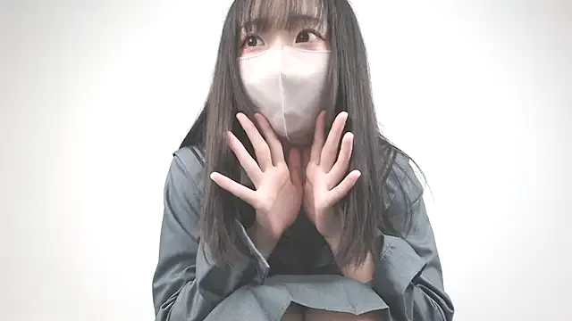 Hanna_18_cute live now