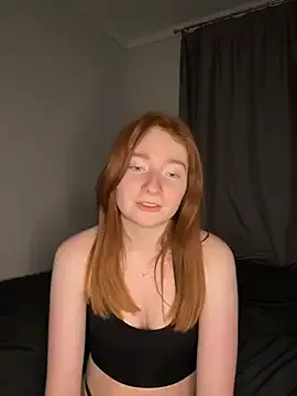 HoneyBunnyyy live now