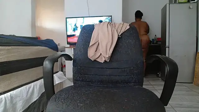 Hugetittiesxx2 Image 18