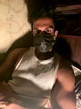 Hunkyardd live now