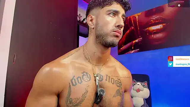 JACOB_MARTINS live now