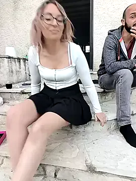 Jade_Emeraud live now