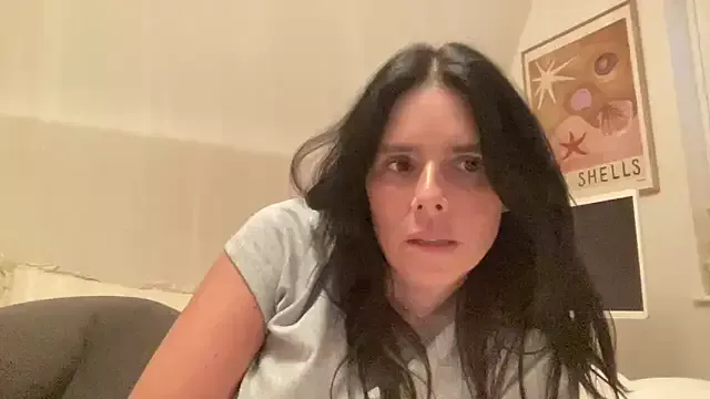 JadeLucy live now