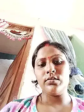 Jasmine_Januja live now