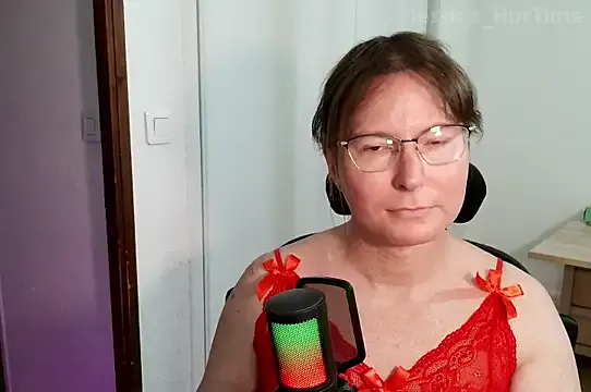 Jessica_hotTime live now
