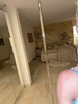 Kate-monroe live now