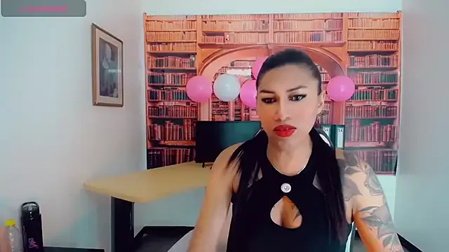 khiara_moretti live now