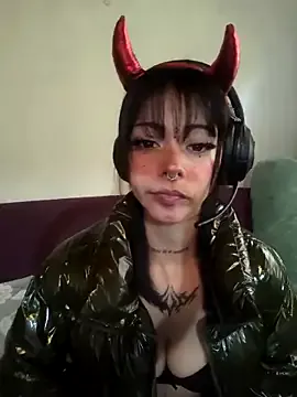 kiittyselenita Image 5