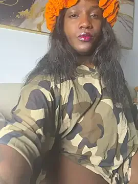 ladyboyxxl Image 2