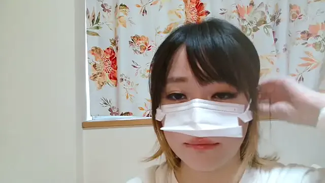 liliyRiSAcha-n live now