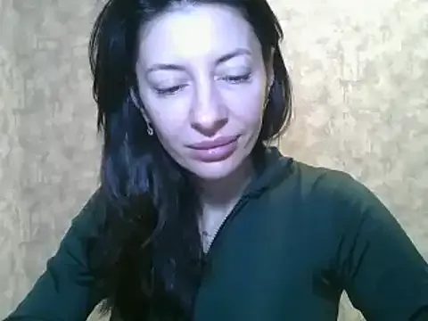 LissaBlossom live now