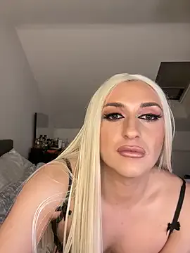 littlebambi26 live now