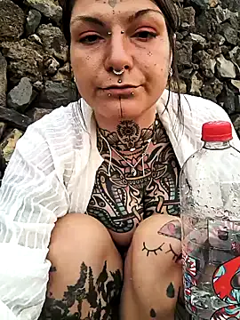 lizzardqueeen Image 4