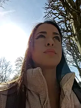 LydiaMaus96 live now