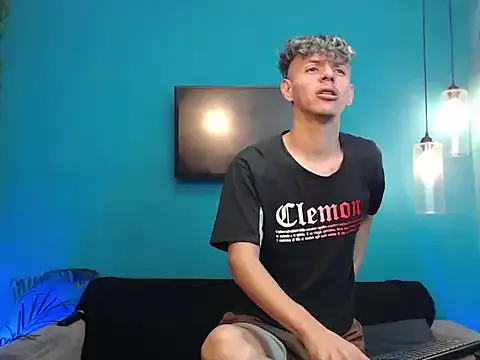Marcus_and_Tony live now