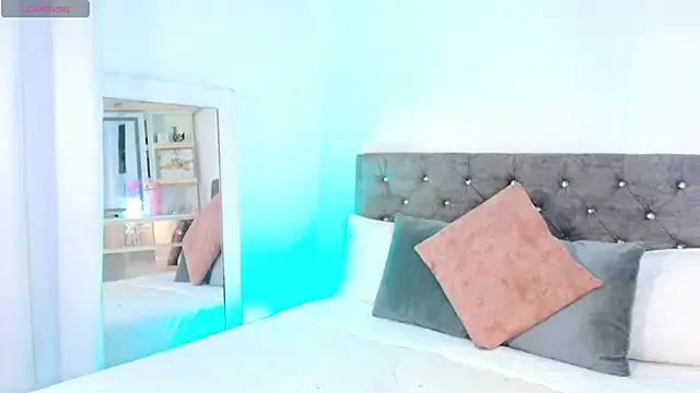 Maria_Prado live now