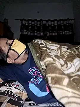 menakshiiikaur live now