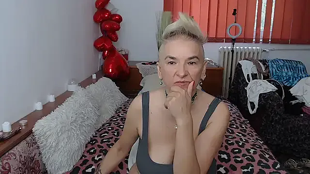 MilfDolores Image 3