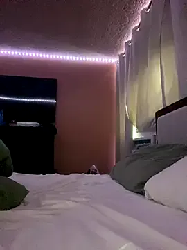 MilkyMontana live now