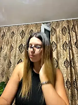 NadiraNoor Image 15