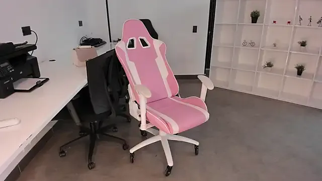 natural_bigboobs live now