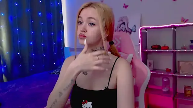 Naughty_Mable live now