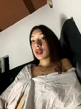 NICOLSKINNY1 Image 5