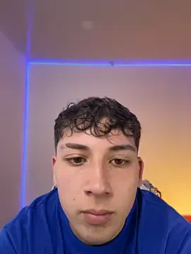 OLIVER_K live now