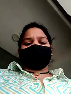 Priya_sharma16 Image 10