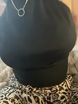 queenlo_xxx live now