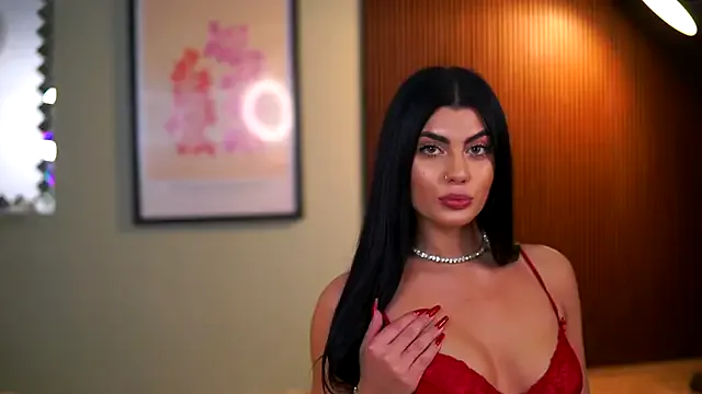 RavennaDArcy live now