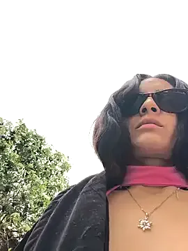 Sam_Sara live now